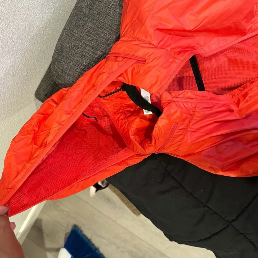 Jacket - Picture 2 of 7